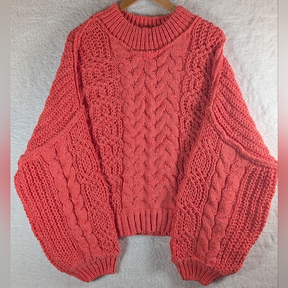 POL - Women's Coral Sweater ( Large Measurements) - Picture 2 of 6